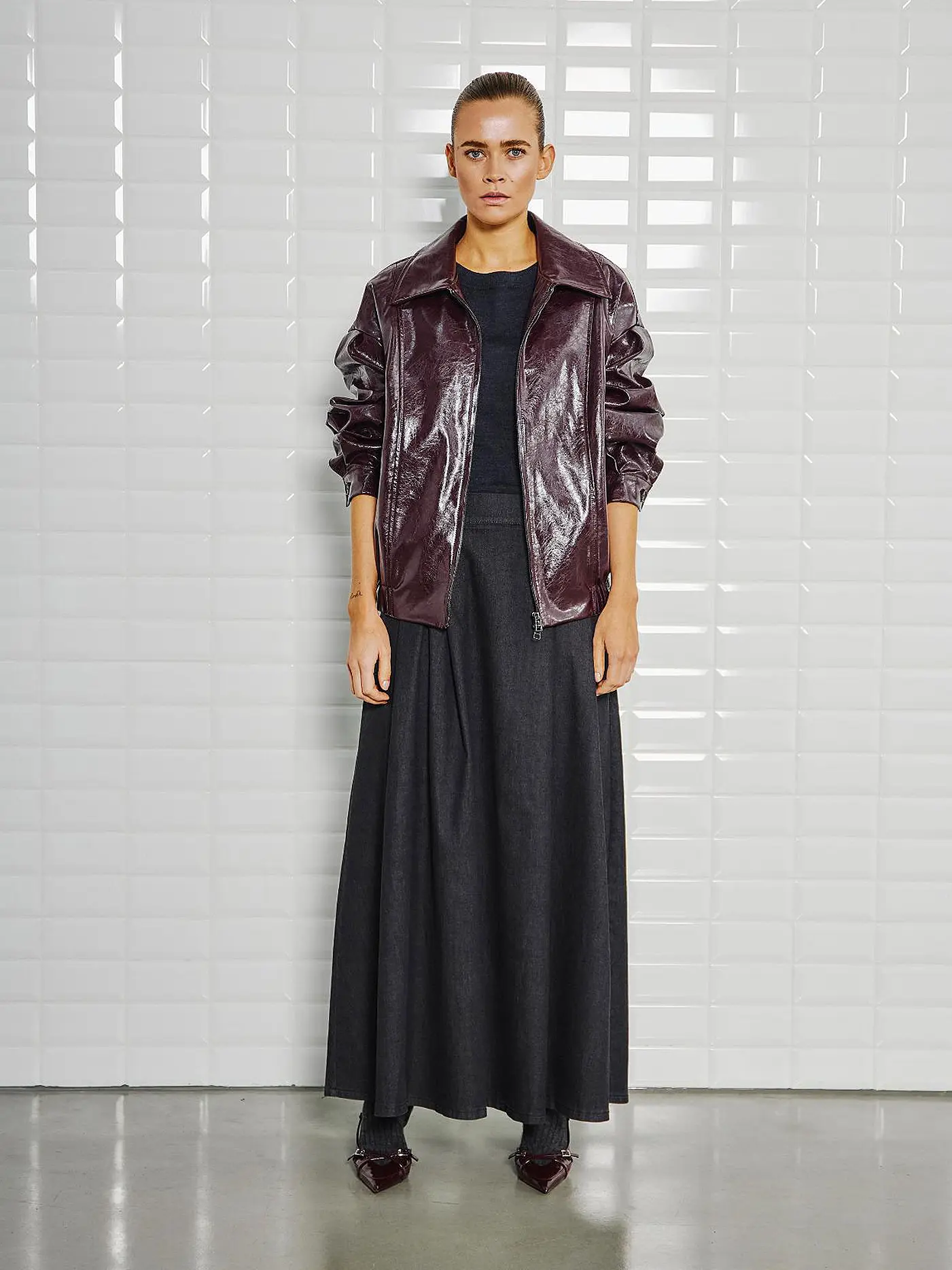 WITHBLACK | Jacke aus Lederimitat GILIAN | dunkelrot